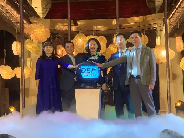 Đêm Hà Nội – Điểm chạm của những cảm xúc