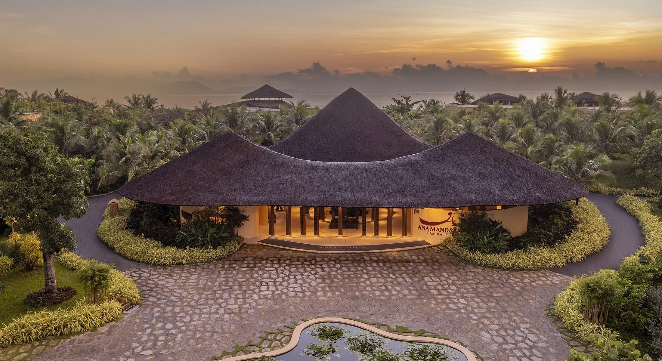 Du lịch Việt Nam 2025 vinh danh 10 'khách sạn xanh' hàng đầu - 1