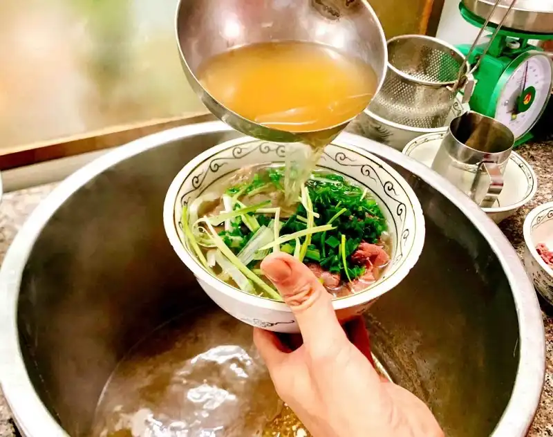 Phở bò là món ăn nổi tiếng của Việt Nam